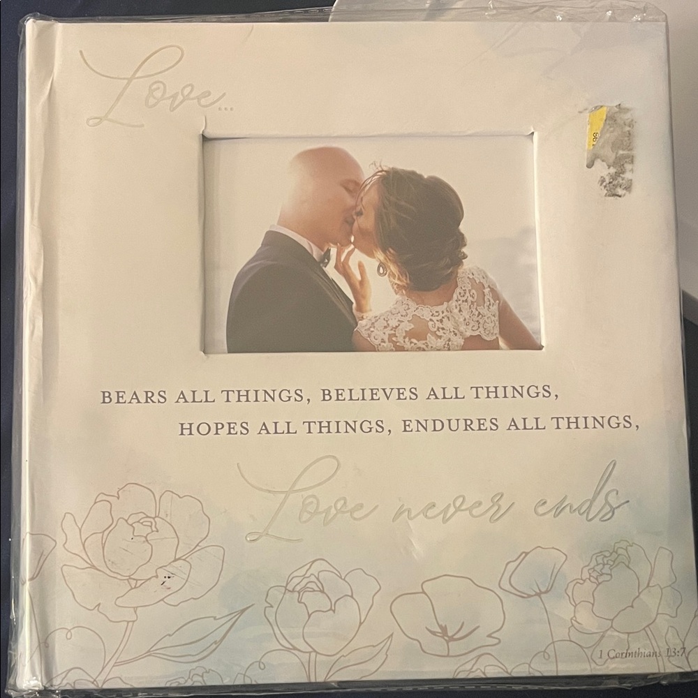Malden White Love Never Ends Floral Photo ALBUM Never used 212